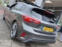 Ford Focus 1.0 EcoBoost Hybrid 155pk Automaat ST Line X | Navi | Apple Carplay | B&O Sound | Led Koplampen | Keyless Entry | Panorama Schuifdak | Rijstrook+Licht+Regensensor | Privacy Glass | 18''lm