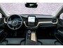 Volvo XC60 2.0 T6 Plug-in hybrid AWD Plus Dark | Facelift | Head-Up | Panoramadak | Trekhaak | 360 Camera | All-Season Banden | Google | Stoel en Stuurverwarming |