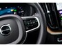Volvo XC60 2.0 T6 Plug-in hybrid AWD Plus Dark | Facelift | Head-Up | Panoramadak | Trekhaak | 360 Camera | All-Season Banden | Google | Stoel en Stuurverwarming |