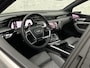 Audi e-tron Sportback S Quattro 95 kWh | RS-Stoelen | Panorama | 360 Camera | Valcona Leder | ACC | B&O Sound | Luchtvering | Soft-Close | Camera Spiegels | Nachtzicht | Keyless-Entry | Head-Up | 4-Zone Clima | Stoelverwarming V+A | Sfeerverlichting | Memory | Carplay |