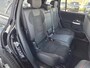Mercedes-Benz GLB 200 Premium Plus, AMG-line, 7-Persoons, Sfeerverlichting, Burmester, Camera,