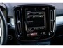 Volvo XC40 1.5 T4 Recharge Inscription | Trekhaak | Lederen Bekleding | Stoelverwarming | Parkeersensoren Voor en Achter | Parkeercamera | Donker Glas |