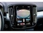 Volvo XC40 1.5 T4 Recharge Inscription | Trekhaak | Lederen Bekleding | Stoelverwarming | Parkeersensoren Voor en Achter | Parkeercamera | Donker Glas |