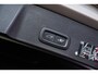 Volvo XC40 1.5 T4 Recharge Inscription | Trekhaak | Lederen Bekleding | Stoelverwarming | Parkeersensoren Voor en Achter | Parkeercamera | Donker Glas |