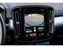 Volvo XC40 1.5 T4 Recharge Inscription | Trekhaak | Lederen Bekleding | Stoelverwarming | Parkeersensoren Voor en Achter | Parkeercamera | Donker Glas |