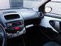 Toyota Aygo 1.0 VVT-i Access NETTE AUTO! APK T/M 4-3-2027! BLUETOOTH! AUX!