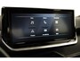Peugeot 2008 1.2 Hybrid 136 Style Carplay | Navigatie | Climate Control | Cruise Control | Parkeersensoren Achter | DAB | LED | Airco (automatisch) | Apple Carplay/Android Auto|telefoonintegratie premium | Cruise control