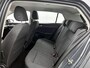 Volkswagen Golf 1.0 TSI Life | 110 PK | | Airco | Navigatie | Adaptieve Cruise Control | Lane Assist | Parkeersensoren voor- en achter |