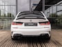BMW 3-Serie M340i xDrive High Executive | 490 PK | VRSF DOWNPIPE | COBRA VERSTELBARE VERLAGINGSSET | JR SL01 VELGEN 19 '' | SCHUIF-KANTELDAK | HARMAN KARDON | STOELMEMORY | CLIMATE CONTROL ACHTER | 360 CAMERA | DYNAMISCHE KNIPPERLICHTEN | GELE DRL |