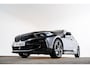 BMW 1-Serie 118i High Executive M Sport - Sportstoelen - Stoelverwarming - PDC Voor/Achter - Cruise control - Getinte Ruiten - High Beam Assistant - Multifunctioneel stuurwiel - Elektrische verstelbare lendensteunen -