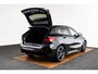 BMW 1-Serie 118i High Executive M Sport - Sportstoelen - Stoelverwarming - PDC Voor/Achter - Cruise control - Getinte Ruiten - High Beam Assistant - Multifunctioneel stuurwiel - Elektrische verstelbare lendensteunen -