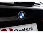 BMW 1-Serie 118i High Executive M Sport - Sportstoelen - Stoelverwarming - PDC Voor/Achter - Cruise control - Getinte Ruiten - High Beam Assistant - Multifunctioneel stuurwiel - Elektrische verstelbare lendensteunen -