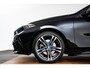 BMW 1-Serie 118i High Executive M Sport - Sportstoelen - Stoelverwarming - PDC Voor/Achter - Cruise control - Getinte Ruiten - High Beam Assistant - Multifunctioneel stuurwiel - Elektrische verstelbare lendensteunen -