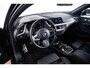 BMW 1-Serie 118i High Executive M Sport - Sportstoelen - Stoelverwarming - PDC Voor/Achter - Cruise control - Getinte Ruiten - High Beam Assistant - Multifunctioneel stuurwiel - Elektrische verstelbare lendensteunen -