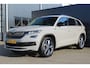 Skoda Kodiaq 1.5 TSI Sportline Business | Incl. 12 maanden garantie | Trekhaak | Schuif/kantel dak | Premium audio | Stoelverwarming | Stuurverwarming | Cruise control | Apple Carplay/Android Auto | Climate control | Bluetooth | Airco | Elektrische achterklep