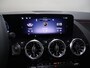 Mercedes-Benz EQA 250+ Business Solution Luxury 71 kWh | Panoramaschuifdak | Rijassistentie pakket | Achteruitrijcamera | Stoelverwarming | Dodehoekassistent |