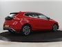Volvo V40 2.0 D2 R-Design | Stoelverwarming | Leder/Alcantara | Bi-Xenon | Navigatie | Parkeerhulp | Climate control | Bluetooth | Cruise control