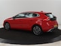 Volvo V40 2.0 D2 R-Design | Stoelverwarming | Leder/Alcantara | Bi-Xenon | Navigatie | Parkeerhulp | Climate control | Bluetooth | Cruise control