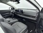 Nissan Ariya Advance 66 kWh | Elektr. bed. achterklep | Climate Control / ECC | Licht metalen velgen 19 inch | Cruise control Standaard  | Navigatie | Half lederen bekleding grijs | Elektrisch verst. stoelen | Stoelverwarming | LED koplampen | Park Distance Control voor en achter | Achteruitrijcamera |