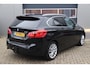 BMW 2-Serie Active Tourer 218i Luxury, Stoelverwarming, Trekhaak, Parkeerhulp, Navi