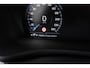 Volvo V60 B4 Geartronic R-Design | Navigatie | Schuif-/Kanteldak | Getint Glas | Head-Up Display | 360 Camera | Adaptieve Cruise Control | Stoelverwarming Voor + Achter | Dodehoekdetectie | Parkeerverwarming | Lederen Bekleding | Park Assist | Harman Kardon Audio | Stuurverwarming | Zitverlenging | 19" LM