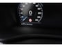Volvo V60 B4 Geartronic R-Design | Navigatie | Schuif-/Kanteldak | Getint Glas | Head-Up Display | 360 Camera | Adaptieve Cruise Control | Stoelverwarming Voor + Achter | Dodehoekdetectie | Parkeerverwarming | Lederen Bekleding | Park Assist | Harman Kardon Audio | Stuurverwarming | Zitverlenging | 19" LM