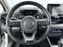 Toyota Yaris 1.5 Hybrid Dynamic | airco automatisch | Apple Carplay/Android | Autonomous Emergency Braking | bots herkenning en activatie | cruise control adaptief | LED koplampen | lichtmetalen velgen 16" |