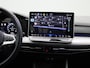 Volkswagen Golf Variant 1.5 eTSI Life Edition Automaat | Navigatie | Apple carplay | Adaptieve cruise control | Parkeersensoren | Verwarmbare voorstoelen |