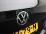 Volkswagen Golf Variant 1.5 eTSI Life Edition Automaat | Navigatie | Apple carplay | Adaptieve cruise control | Parkeersensoren | Verwarmbare voorstoelen |