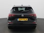 Volkswagen Golf Variant 1.5 eTSI Life Edition Automaat | Navigatie | Apple carplay | Adaptieve cruise control | Parkeersensoren | Verwarmbare voorstoelen |