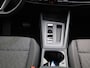 Volkswagen Golf Variant 1.5 eTSI Life Edition Automaat | Navigatie | Apple carplay | Adaptieve cruise control | Parkeersensoren | Verwarmbare voorstoelen |