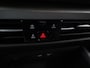 Volkswagen Golf Variant 1.5 eTSI Life Edition Automaat | Navigatie | Apple carplay | Adaptieve cruise control | Parkeersensoren | Verwarmbare voorstoelen |