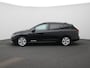 Volkswagen Golf Variant 1.5 eTSI Life Edition Automaat | Navigatie | Apple carplay | Adaptieve cruise control | Parkeersensoren | Verwarmbare voorstoelen |