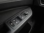 Volkswagen Golf Variant 1.5 eTSI Life Edition Automaat | Navigatie | Apple carplay | Adaptieve cruise control | Parkeersensoren | Verwarmbare voorstoelen |