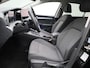 Volkswagen Golf Variant 1.5 eTSI Life Edition Automaat | Navigatie | Apple carplay | Adaptieve cruise control | Parkeersensoren | Verwarmbare voorstoelen |