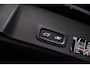 Volvo XC40 1.5 T2 Business Pro | Adaptieve Cruise Control | Navigatie | Apple Carplay | Android Auto | Stoelverwarming | LED Koplampen Adaptief | Verwarmde Voorruit | Elektrische Achterklep | BLIS