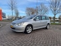 Peugeot 307 SW 2.0 16V Premium NW APK BJ 2005 !!!