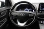 Hyundai Kona Electric Fashion 64 kWh - Carplay, Stoelverw. Camera, Navi, Half leer, Headup Display, SOH 97,6%