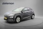 Hyundai Kona Electric Fashion 64 kWh - Carplay, Stoelverw. Camera, Navi, Half leer, Headup Display, SOH 97,6%