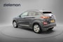 Hyundai Kona Electric Fashion 64 kWh - Carplay, Stoelverw. Camera, Navi, Half leer, Headup Display, SOH 97,6%