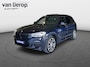 BMW X3 XDrive30e M-SPORT / PANO / TREKHAAK / HUD / CARBONZWART