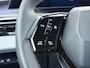 Peugeot E-3008 GT Avantage 210 73 kWh | ACCU 98% | Lederen bekleding | Elektrisch verstelbare voorstoelen met massage | Camera rondom | Navigatie | Drive Assist pakket | Elektrische achterklep | Apple Carplay draadloos