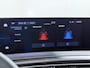 Peugeot E-3008 GT Avantage 210 73 kWh | ACCU 98% | Lederen bekleding | Elektrisch verstelbare voorstoelen met massage | Camera rondom | Navigatie | Drive Assist pakket | Elektrische achterklep | Apple Carplay draadloos