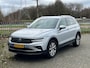 Volkswagen Tiguan 1.5 TSI 150pk DSG Life Business Navigatie Trekhaak