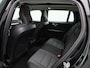 Volvo V60 B3 Geartronic Momentum Pro | ACHTERUITRIJCAMERA | PANORAMADAK | NAVIGATIE | PARKEERSENSOREN VOOR EN ACHTER | STOELVERWARMING |
