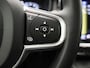 Volvo V60 B3 Geartronic Momentum Pro | ACHTERUITRIJCAMERA | PANORAMADAK | NAVIGATIE | PARKEERSENSOREN VOOR EN ACHTER | STOELVERWARMING |