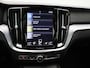 Volvo V60 B3 Geartronic Momentum Pro | ACHTERUITRIJCAMERA | PANORAMADAK | NAVIGATIE | PARKEERSENSOREN VOOR EN ACHTER | STOELVERWARMING |