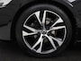 Volvo V60 2.0 B4 R-Design | Stoelverwarming | Adaptive cruise | Carplay | Camera | Keyless | Navigatie | Half leder | Full LED | Parkeerhulp | Climate control