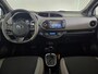 Toyota Yaris 1.5 Hybrid Bi-Tone Plus | Panoramadak | Navigatie | Parkeercamera