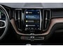 Volvo XC60 Recharge T6 AWD Inscription | Plug-in Hybrid (PHEV) | Panoramadak | Head-up Display | Trekhaak | Nappaleder | Stoelventilatie | Stoelmassage | Harman Kardon Audio | 360 Graden Camera | Navigatie